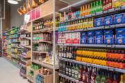 Scaffali metallici nel retail design: come progettare spazi più sicuri e funzionali | Imola Retail Solutions